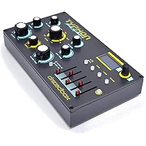 Amazon.com: Dreadbox Typhon Desktop Monophonic Analog Synthesizer 