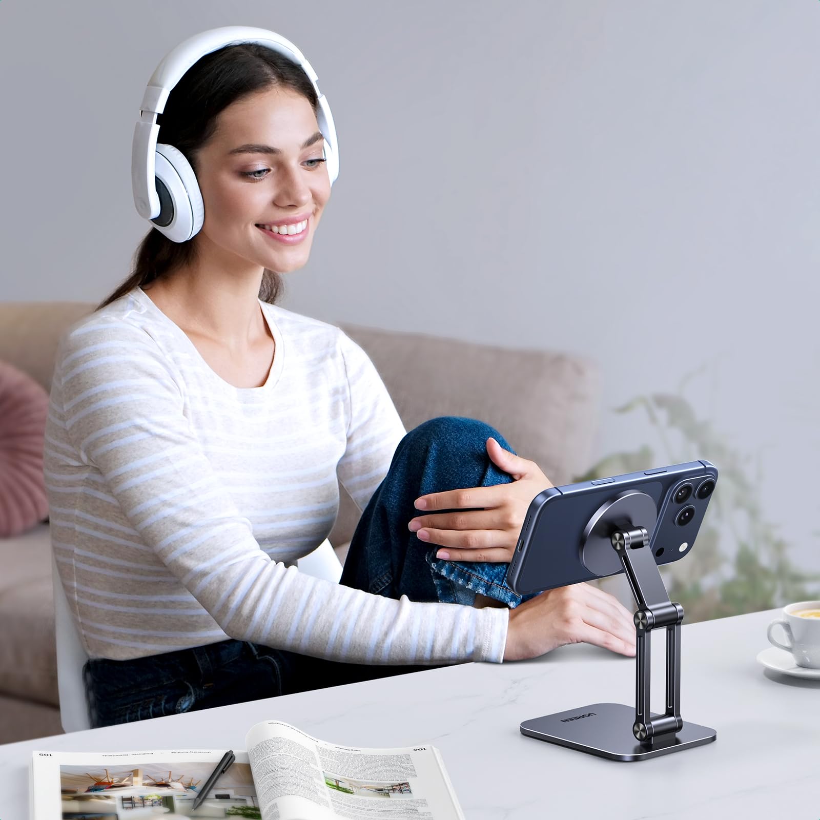 UGREEN Magnetischer Handy Ständer Magsafe Handyhalter Tisch Faltbarer iPhone Ständer mit Metallringe kompatibel mit iPhone 17 16 15 14 13 12 Pro Max und Magsafe Hülle, Galaxy S23 Ultra S23+ (Grau) 2