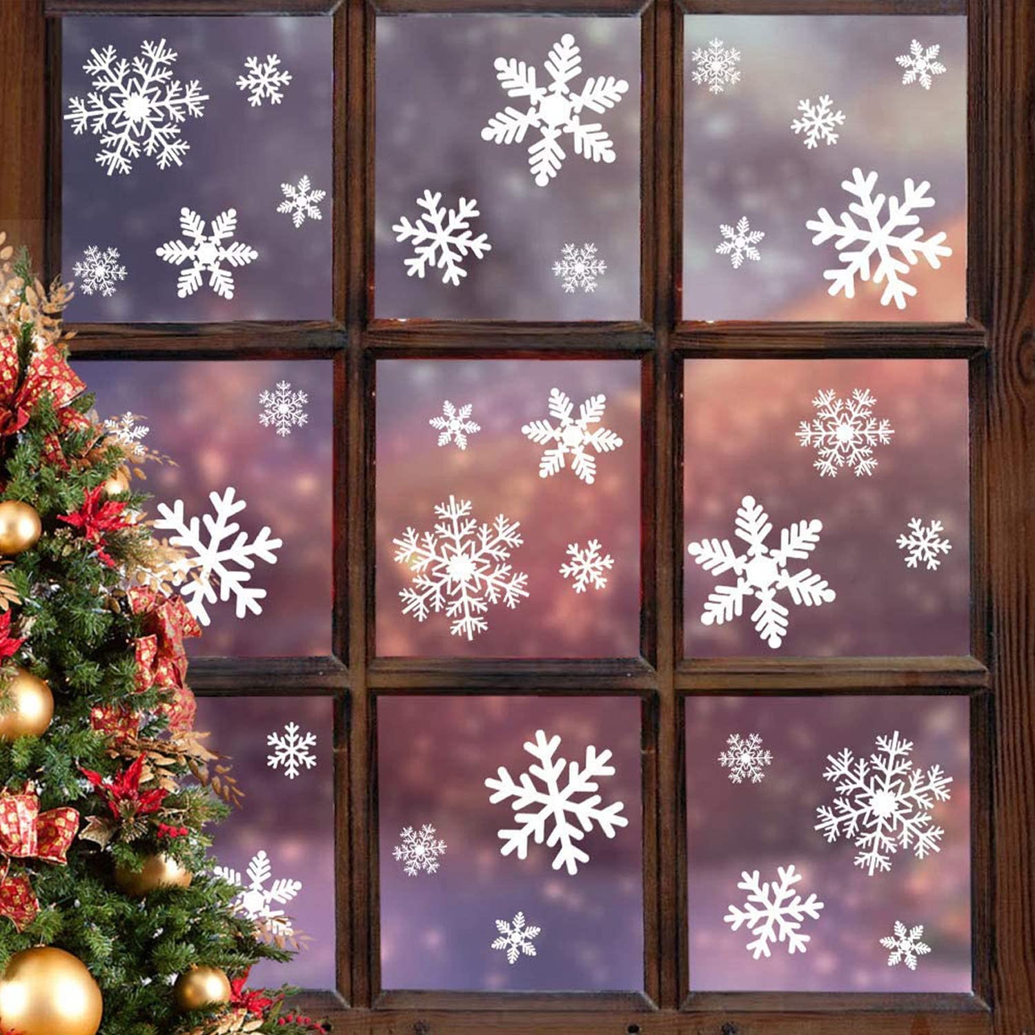 Hengliwang Christmas Snowflake Stickers, 108Pcs Reusable Christmas Window Stickers, Static Self Clings PVC Snowflakes Window Clings for Thanksgiving Xmas Winter Decorations Party Supplies Ornaments