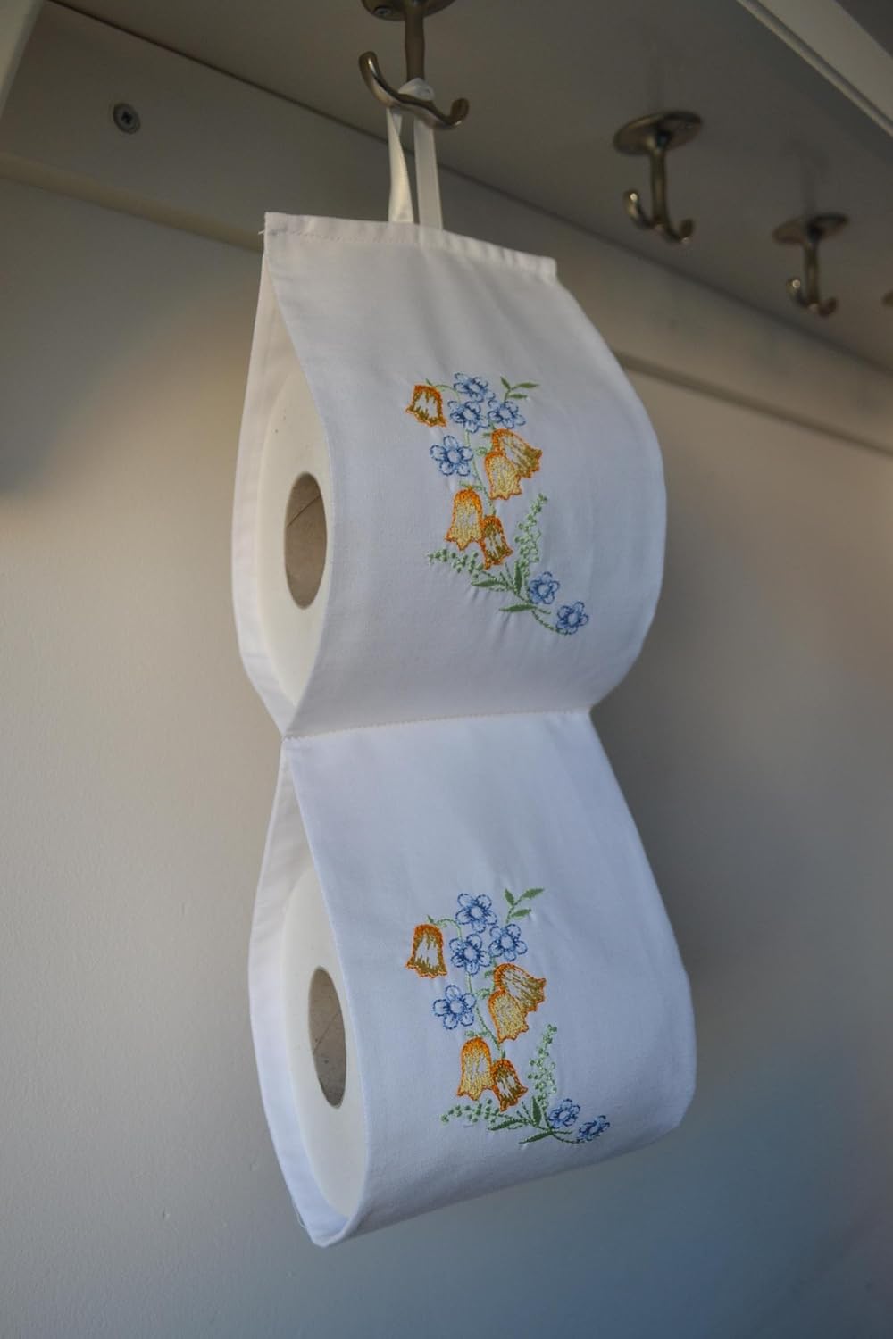 Fabric Toilet Rolls Holder storage / white fabric with embroidery