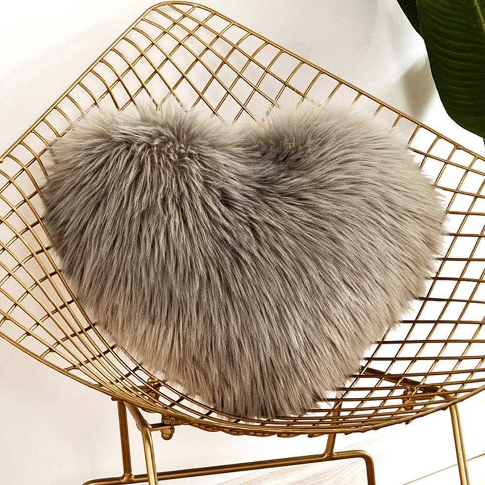 BEYST Faux Wool Pillow Cover, Fluffy Heart Shaped Faux Fur Pillow Case Plush Cushion Case, Soft Sheepskin Pillowcase for Livingroom Bedroom