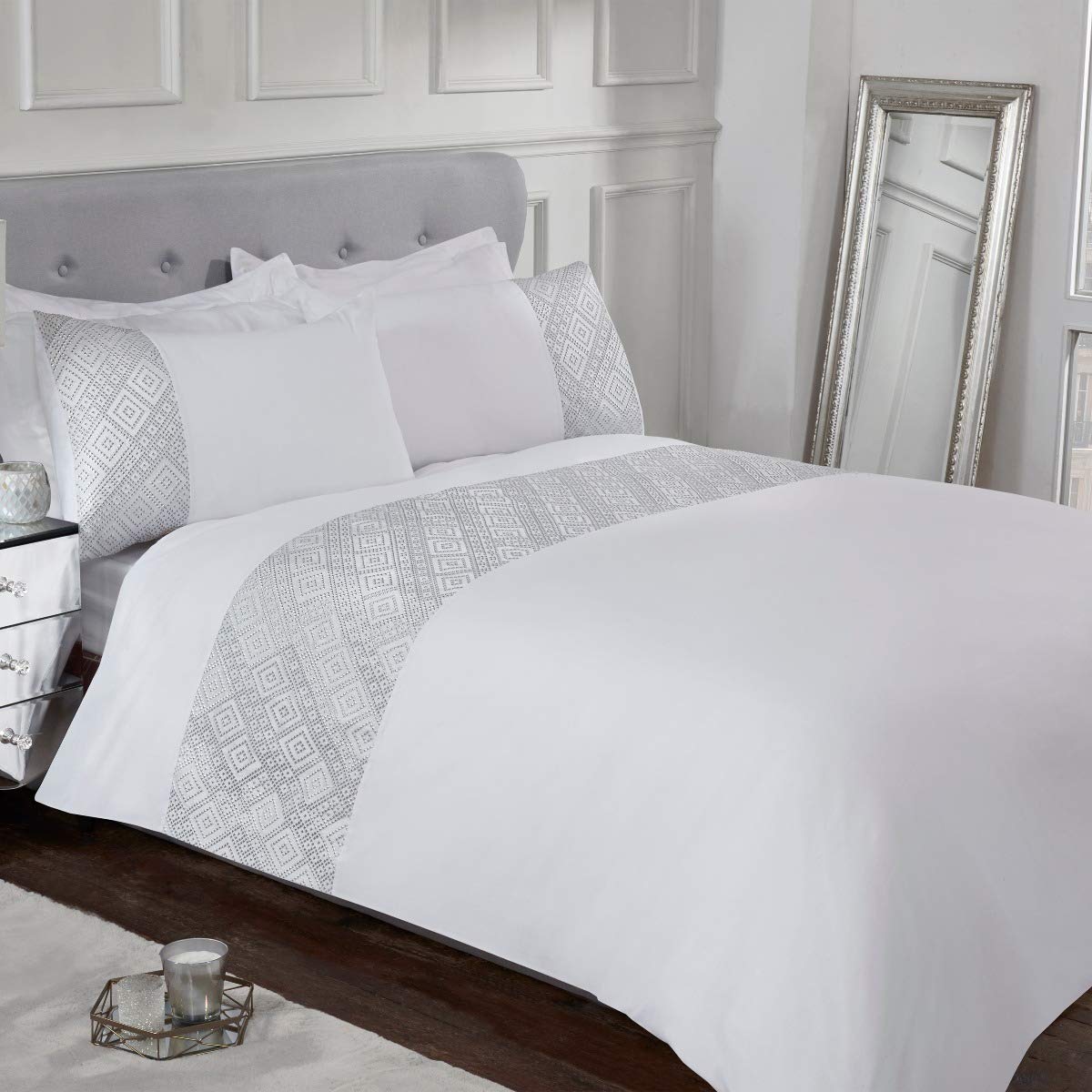 Sleepdown 3D Geometric Luxury Lurex Jacquard Cuff Panel Band White Soft Easy Care Duvet Cover Quilt Bedding Set with Pillowcases - Super King (220cm x 260cm), 5056242801979