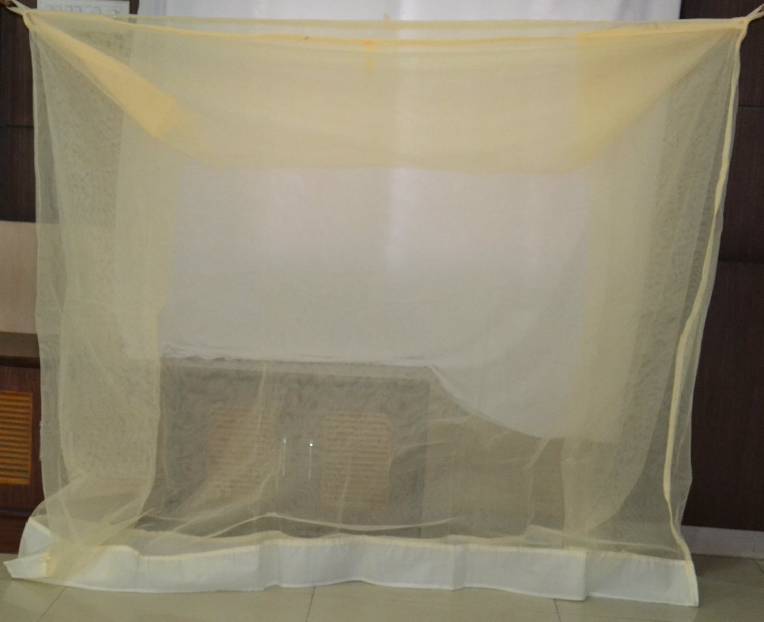 Iblay Cream Mosquito Net For Double Bed King Size Cotton (Size: 8X8 Ft)