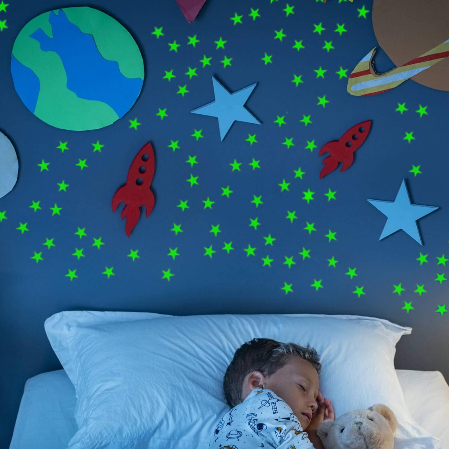 200 PCS Glow in The Dark Stars for Ceiling, Glow in The