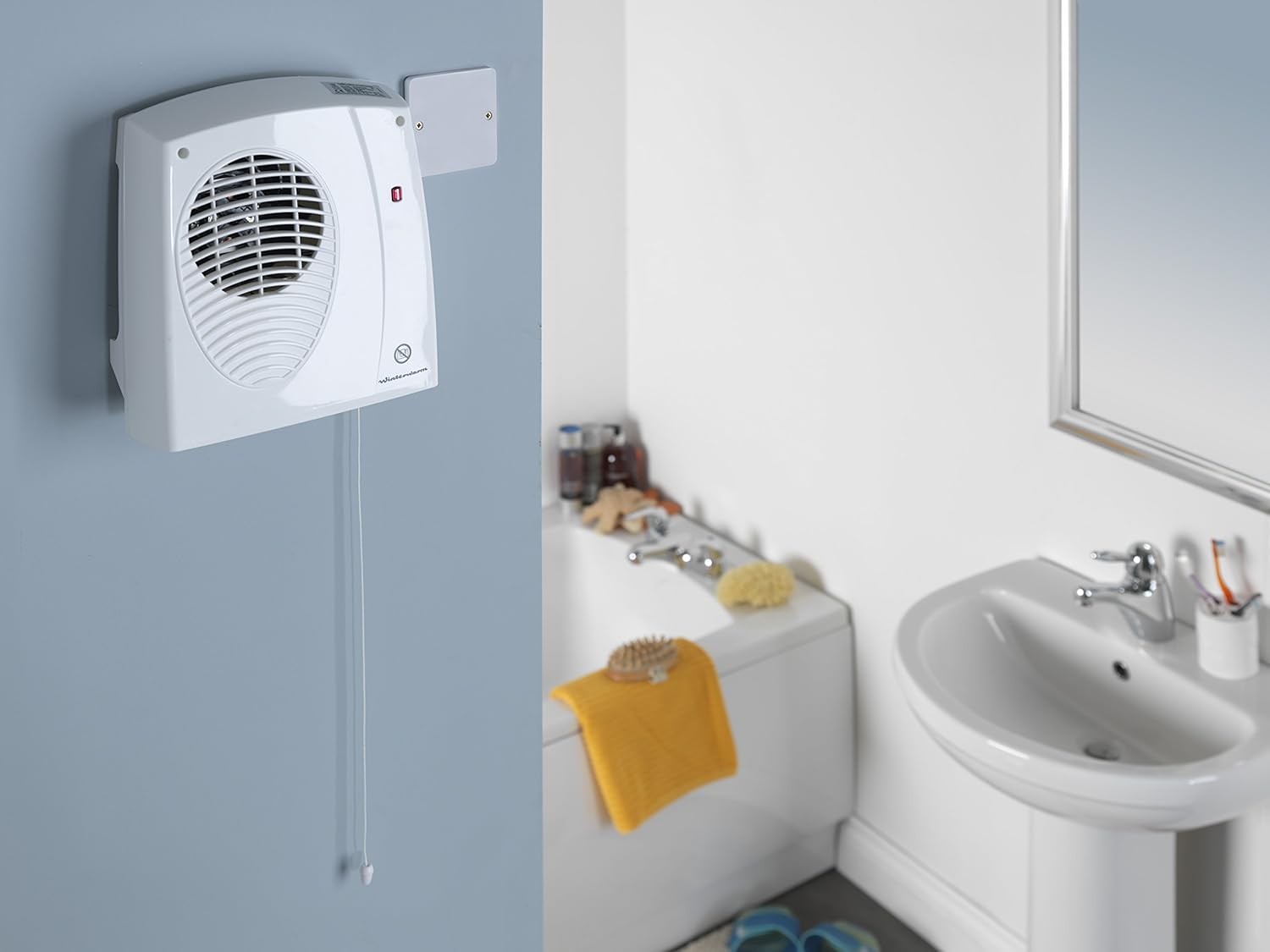 Winterwarm WWDF20 2 KW Wall Mounted Downflow Bathroom Fan Heater White