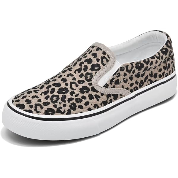 Amazon.com | Vans Unisex Classic Slip On Canvas Skate Shoe  display picture 1