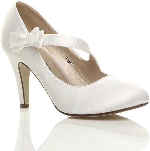 womens white pumps size 5
