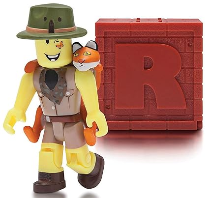 Amazoncom Roblox Series 4 Design It Safari Action Figure - 