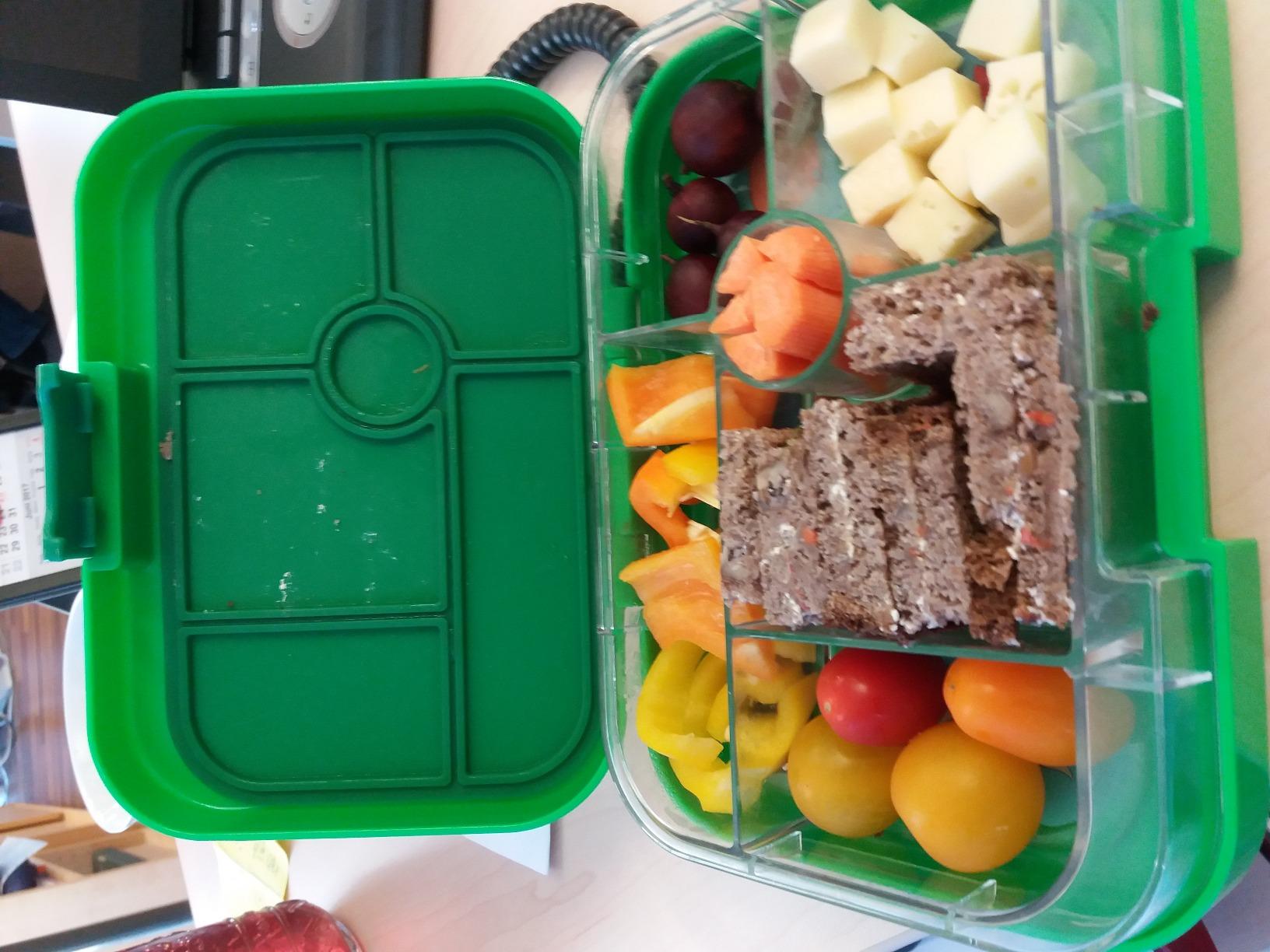 Yumbox Original M Bento Box – mittelgroß, mit 6 Fächern | Lunchbox mit