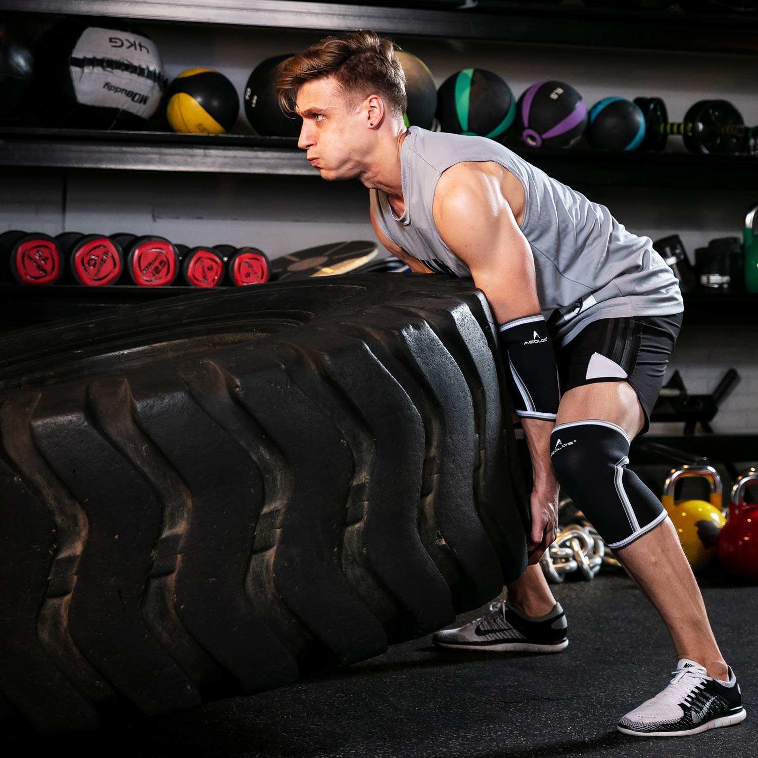 AEOLOS Compression Elbow Sleeves(Pair), 5mm Neoprene Elbow Barces for Weightlifting Powerlifting Tennis Golf and Basketball (Large, Black)