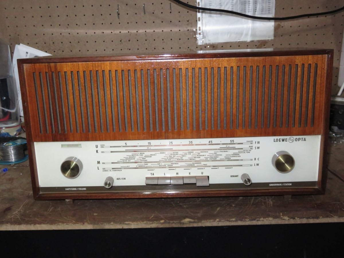 VINTAGE RADIO LOEWEOPTA BELLA 66 1966 Amazon.co.uk Electronics