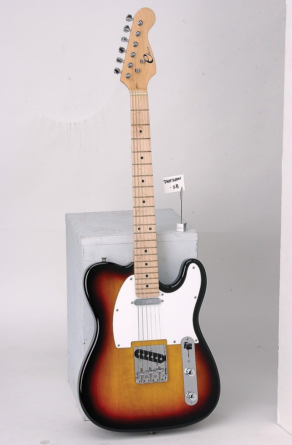 Solid Body Electric Guitar