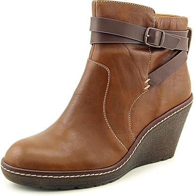 sofft saige suede bootie