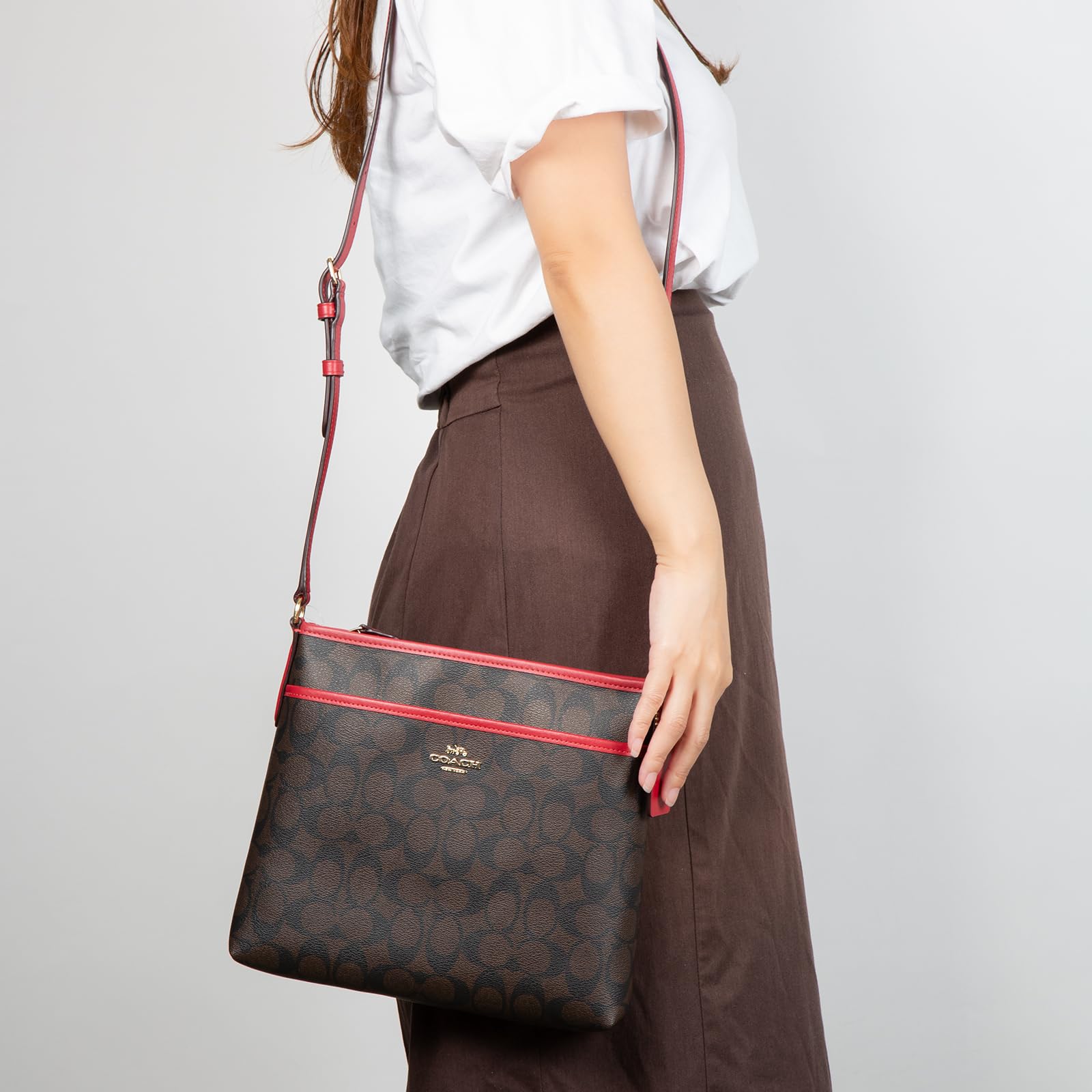 Mua [コーチ] ショルダーバッグ F29210 シグネチャー サコッシュ PVC 