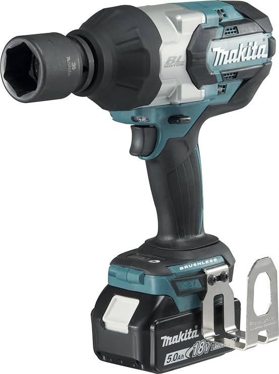 Makita Akku Schlagschrauber, (18V/5 Ah, 2 und Ladegerät im Makpac), DTW1001RTJ