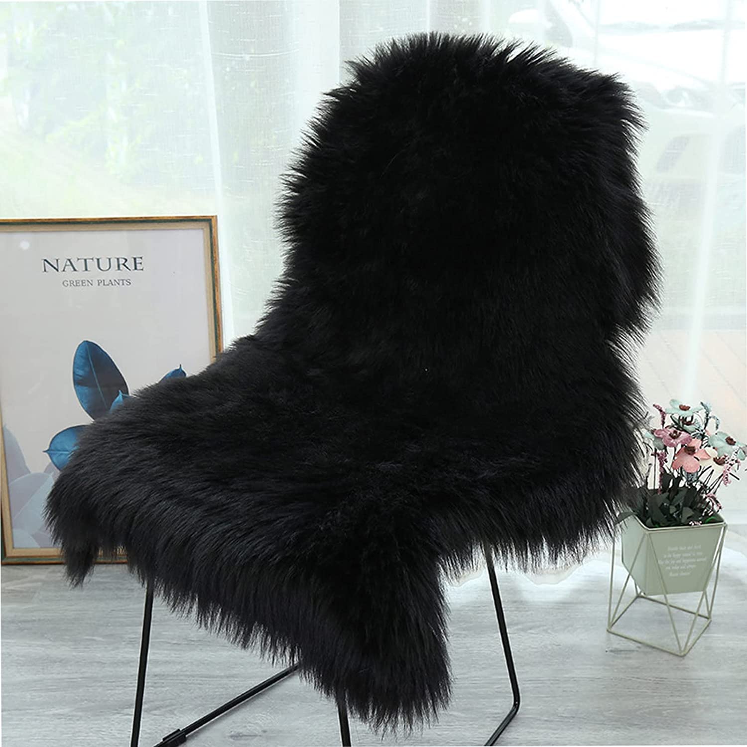 YIHAIC Faux Fur Sheepskin Style Rug,Faux Fleece Fluffy Area Rugs Seat Pad Anti-Skid Yoga Carpet for Living Room Bedroom Sofa Floor(Black,60 x 90cm)