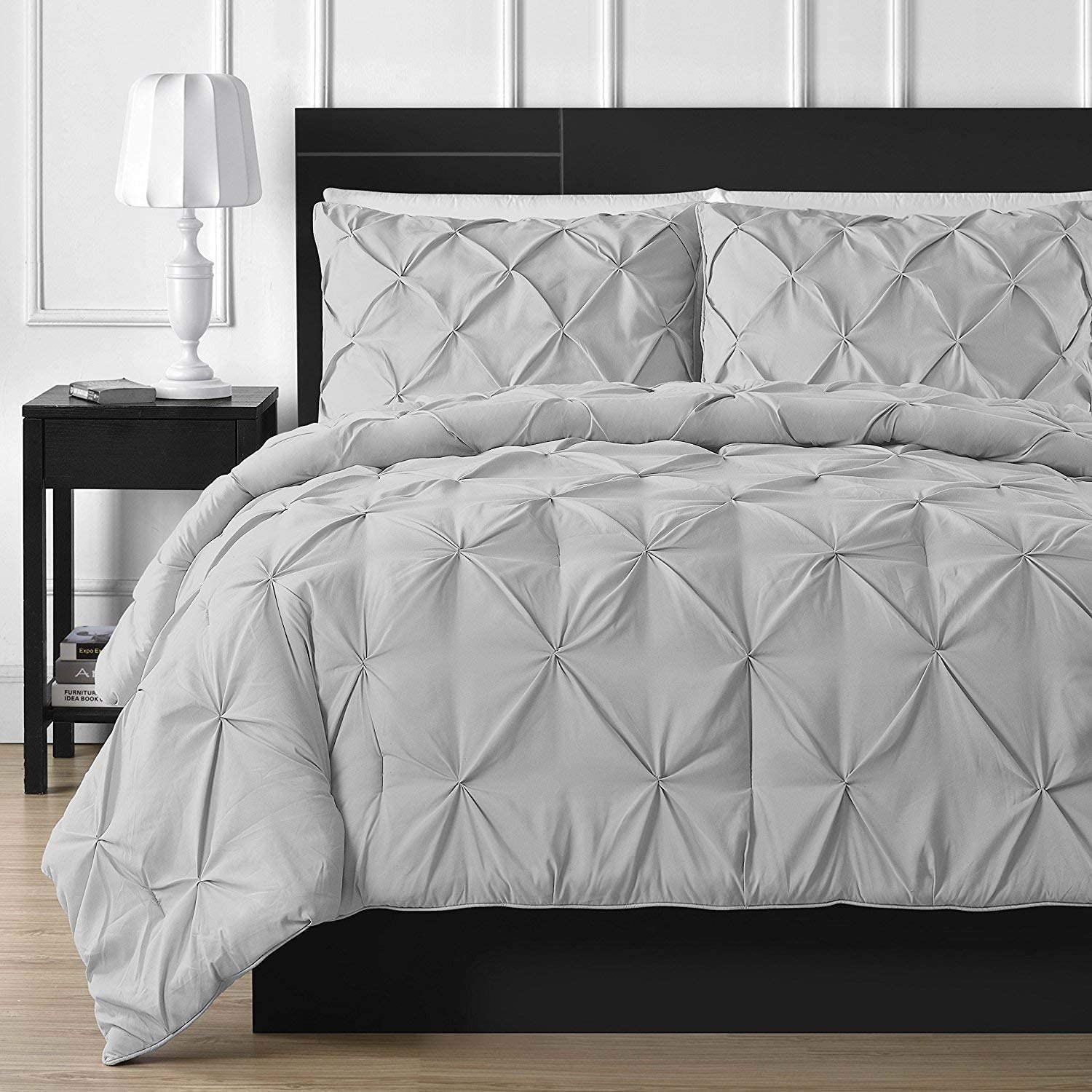 Photo 1 of Crown Collection Luxuriate Hotel 1000-TC Hypoallergenic Ultra Soft Design 100% Egyptian Cotton Pinch Plated Duvet Cover with Zipper Colser & 2pcs Pillow Case Set (Super King Plus 120X120, Silver)