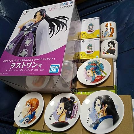 Amazon 一番くじ ワンピース One Piece Girl S Collection 華ノ幕 ガールズコレクション ラストワン賞 ボア ハンコック おまけ下位賞6点付 アニメ 萌えグッズ 通販