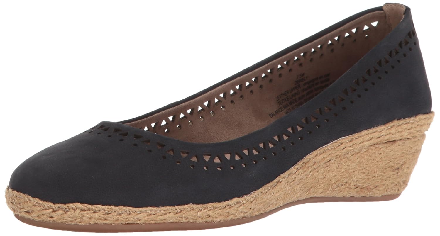 easy spirit wedge pump