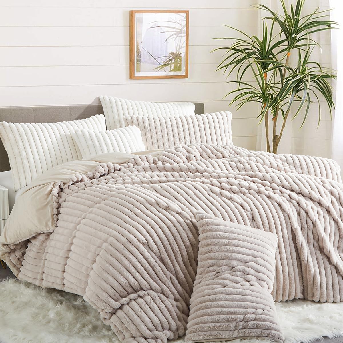 Photo 1 of Nayoroom Fluffy Faux Fur Duvet Cover King Size Velvet Flannel Beige Striped Reversible Comforter Cover Winter Warm 3 Pcs Luxury Soft Shaggy Plush Fuzzy Bedding Set with Zipper Closure