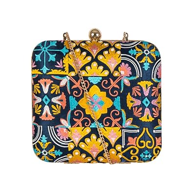 chumbak clutches