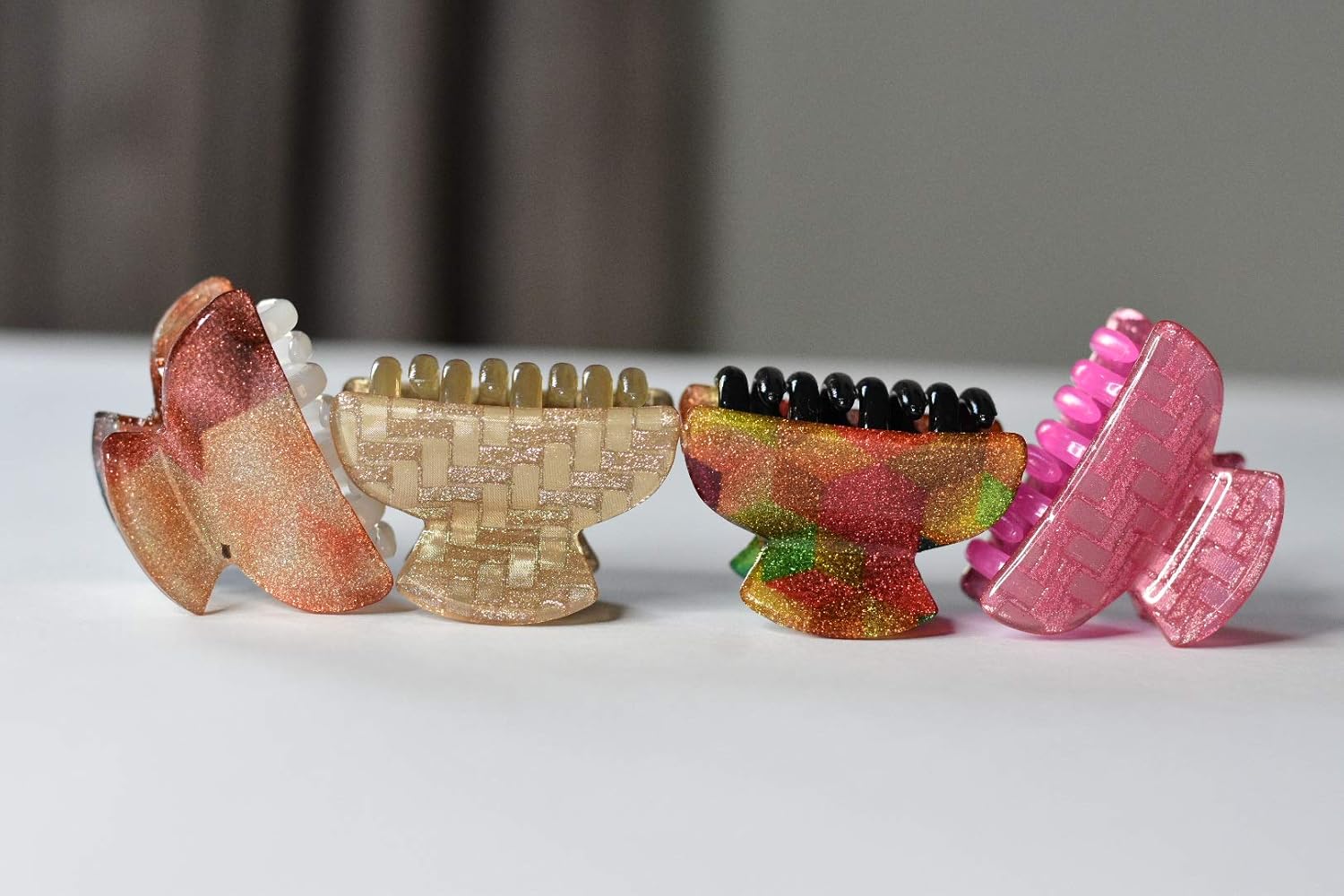 Zilyan Medium Assorted Colors Hair Claw Clips For Women and Girls 4 Pcs : Beauty