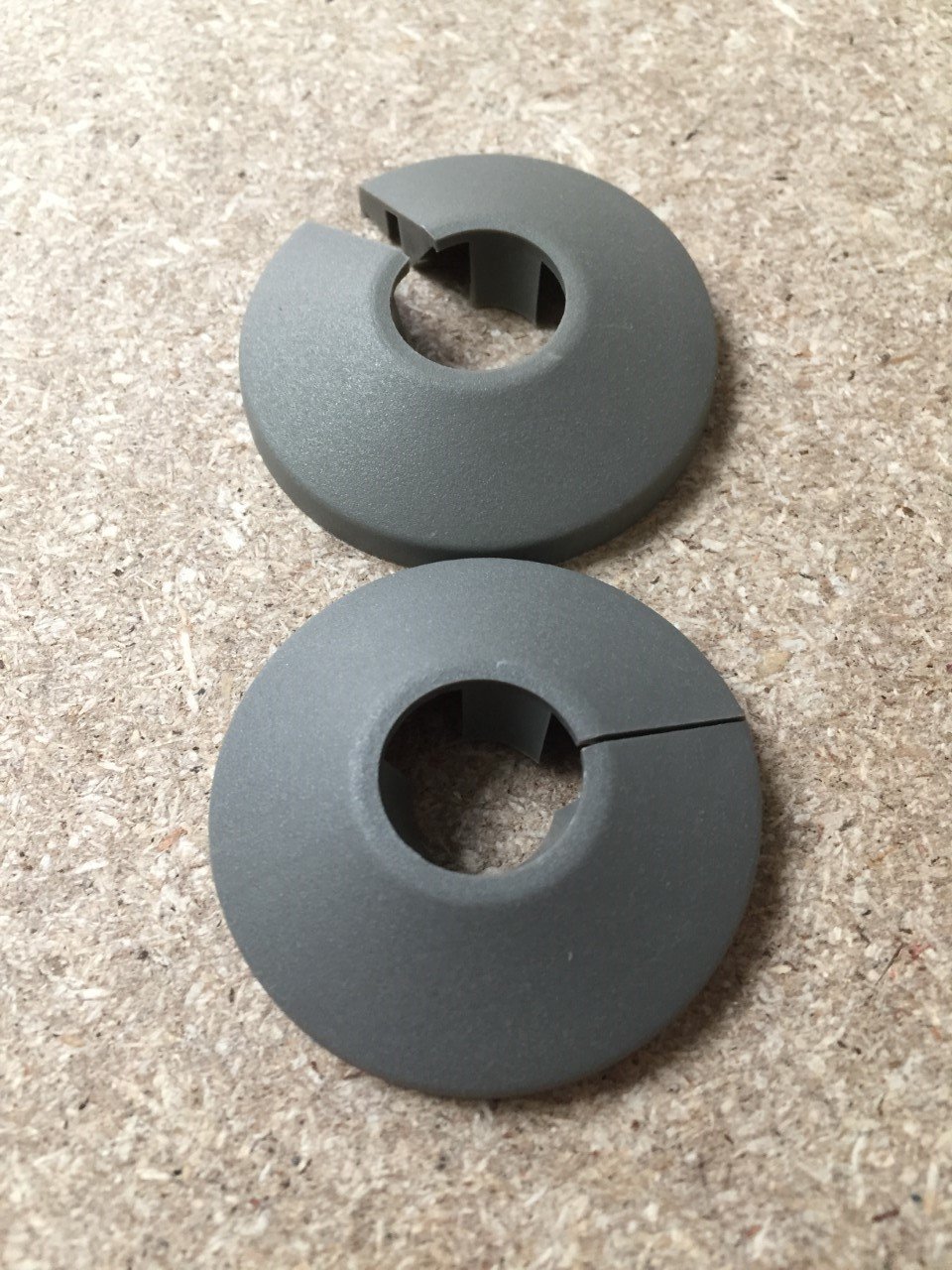 x 2 Unika Grey Plastic Pipe Cover - Clip Together For Floors - For a 15mm Pipe