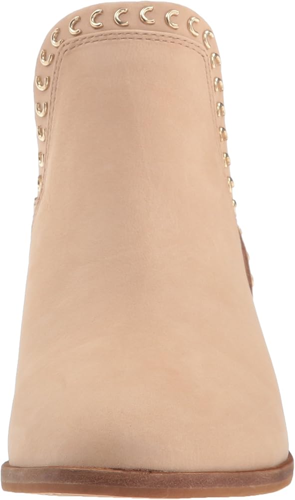 prafinta vince camuto