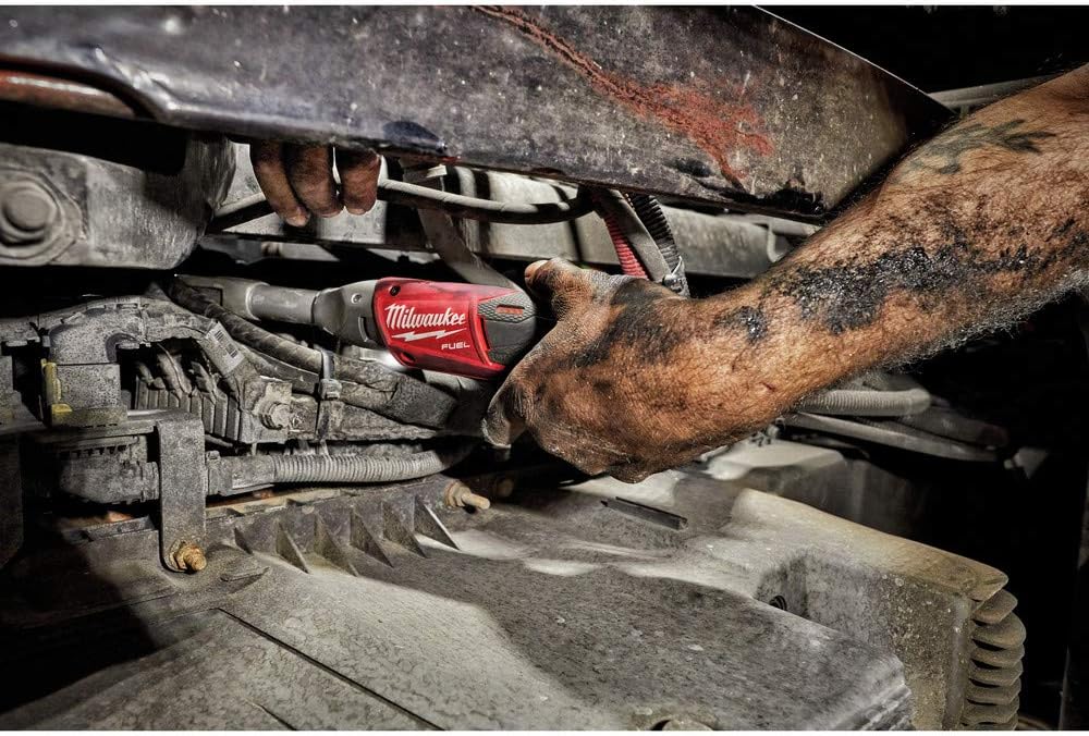 Milwaukee 2560-21 M12 FUEL Cordless Lithium-Ion 3/8 in. 2.0 Ah Extended Reach Ratchet Kit: Home Improvement