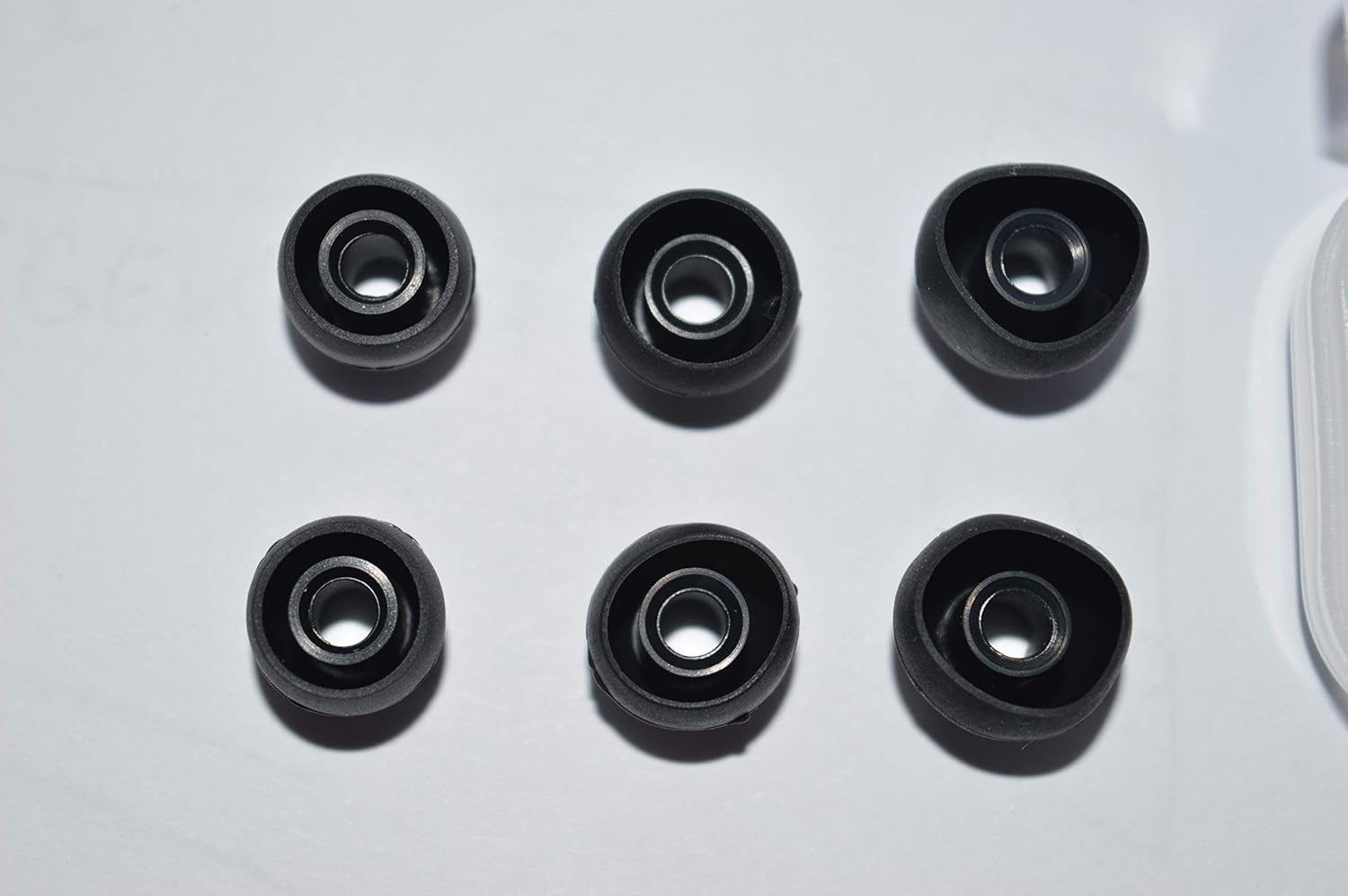 Replacement Ear Gels Earbuds Silicone Earpads Ear Tips For In Ear Headset Earphone Black/White/Grey&Red 3pair 1 pack small medium large size (Black) - Image 3