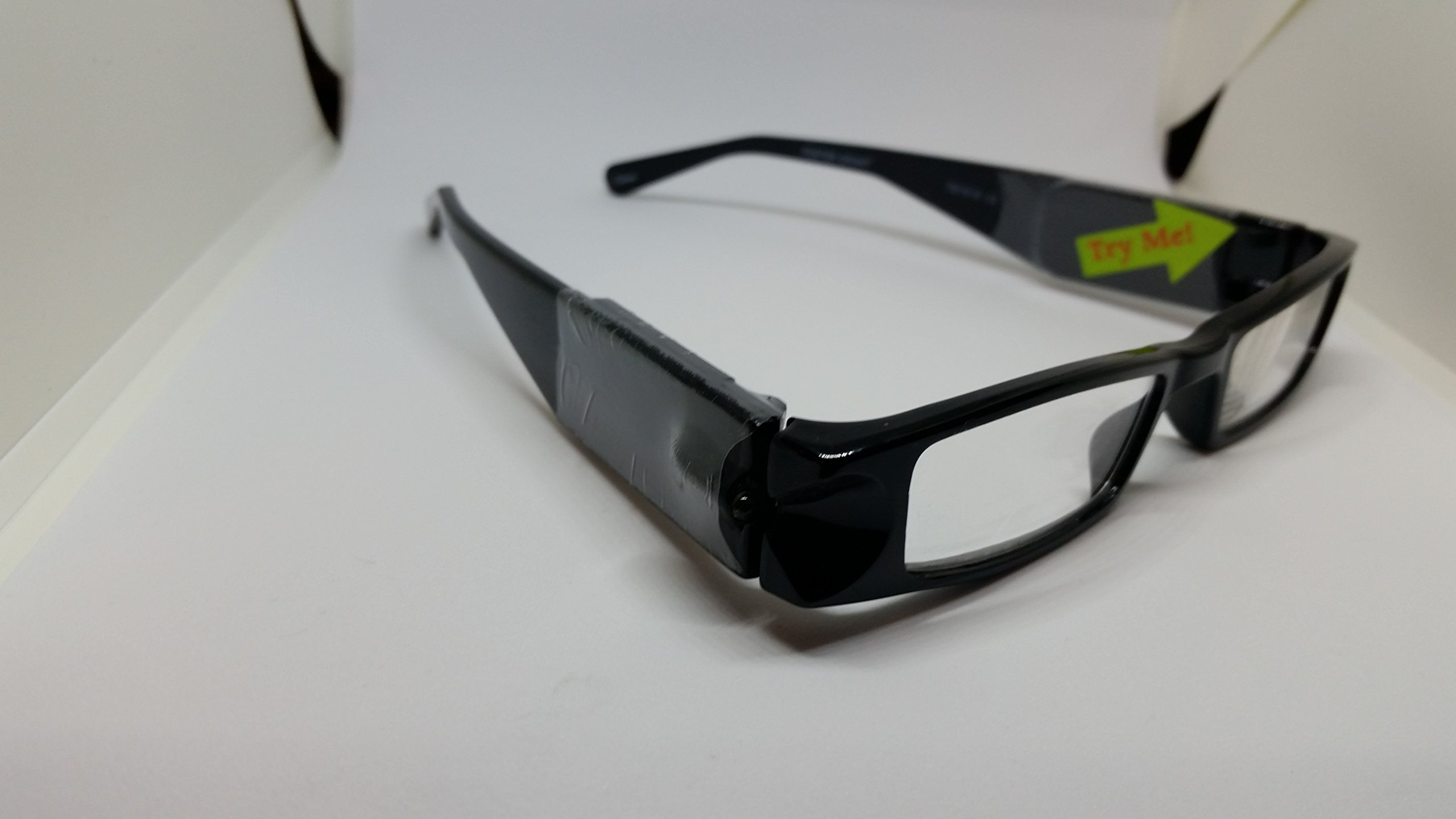 Foster Grant Reading Glasses With LED Light BLACK FRAMES New +2.00