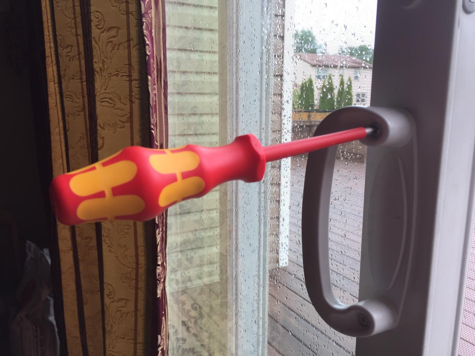 Wera - 5006145001 Kraftform Plus 160i/6 Insulated Professional Screwdriver Set, 6-Piece photo review