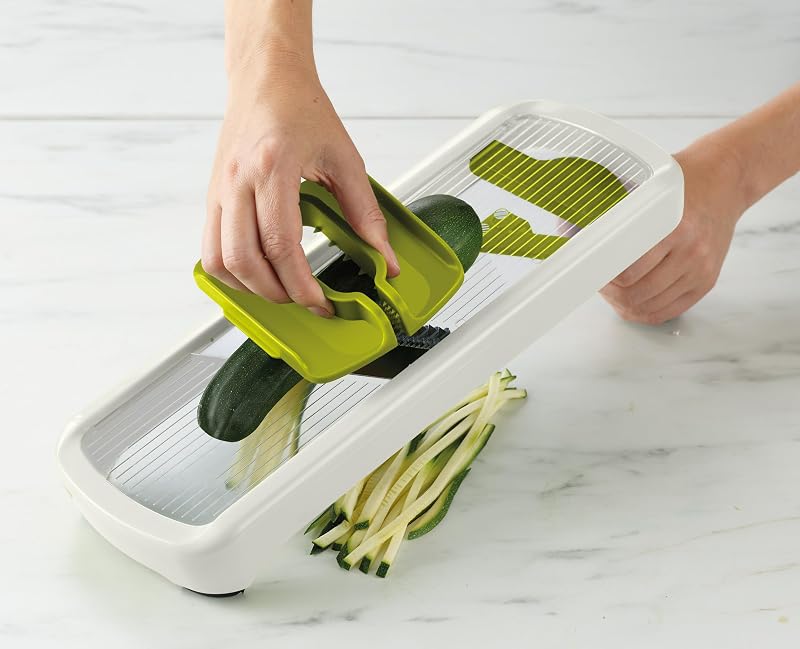 Multi-Grip, Mandolina de cocina, Cortador de verduras manual ajustable con agarre de precisión, 3 y 2 grosores de Corte y Juliana, Blanco