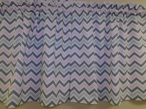 Amazon Com Pink And Grey Chevron Curtain 2 Panels Tiers