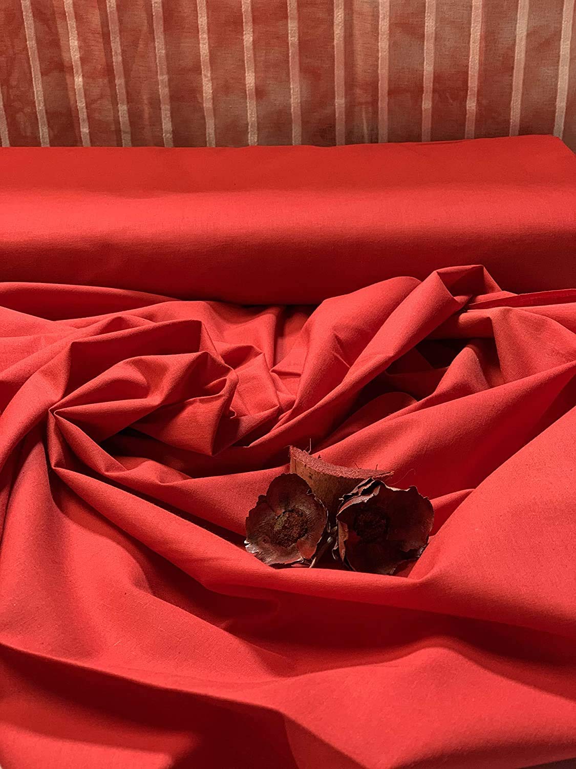 100% Cotton Fabric 112cm Wide Plain Cambric Poplin (Red, 2 Meter) — image 1