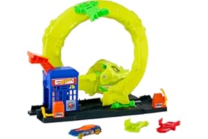 Hot Wheels Toy Car Track Set, Snake Gas Station Playset with 1:64 Scale Die-Cast Vehicle, 2 Ways to Play, Corkscrew Loop & Speed Snap Track