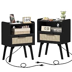 Lerliuo Rattan Nightstands Set of 2 with Charging