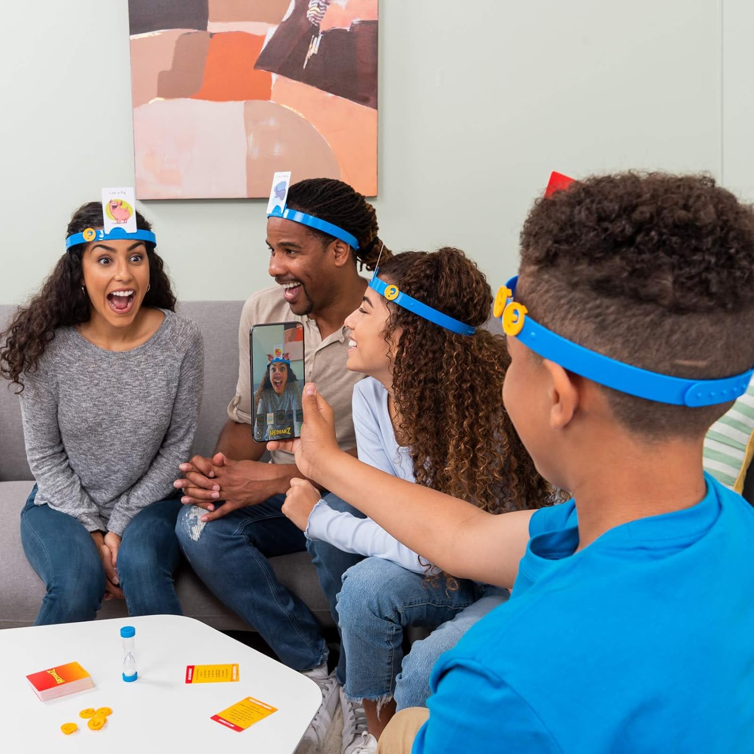 Hedbanz, Quick Question Family Guessing Game for Kids and Adults (Edition May Vary): Toys & Games