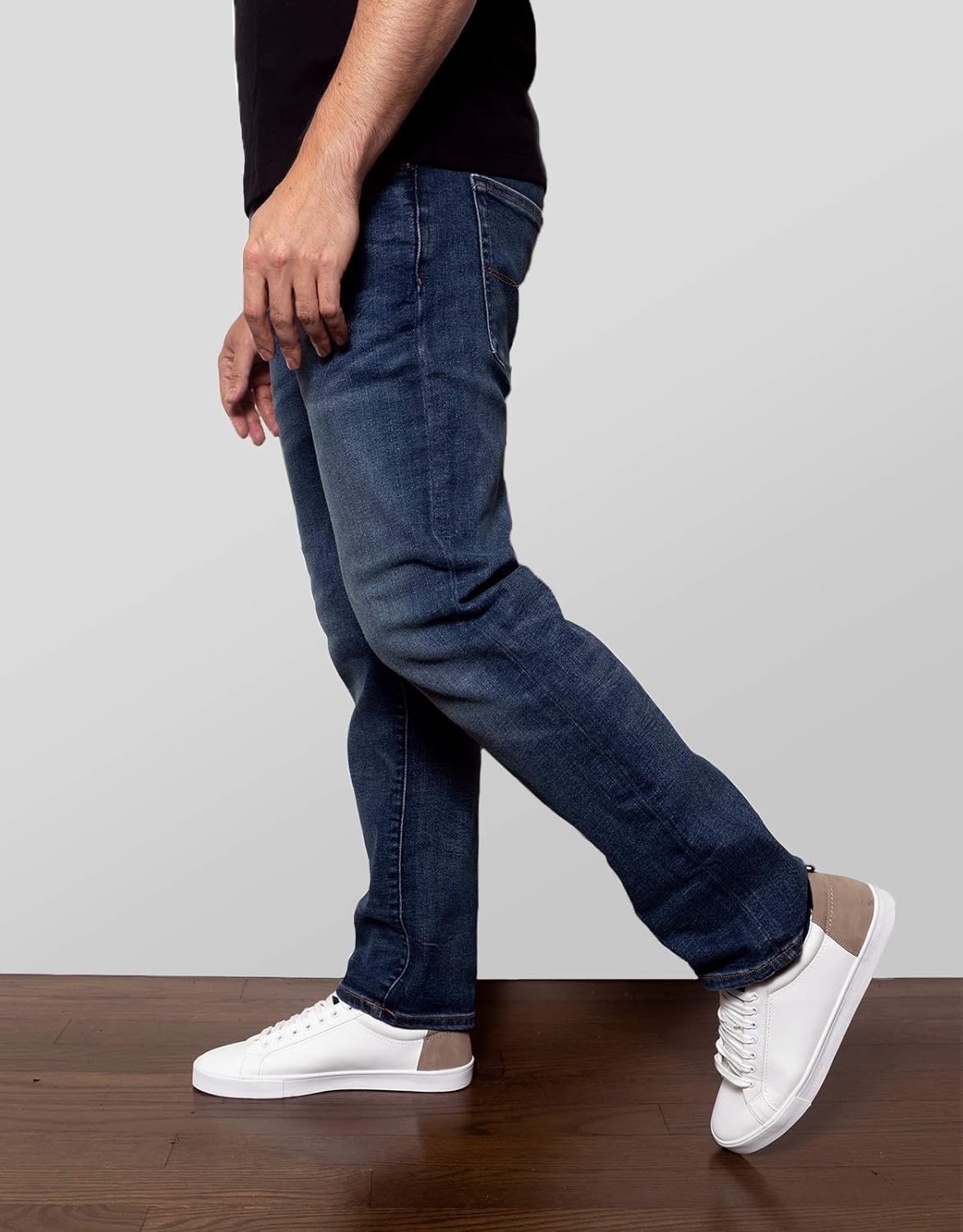Lucky Brand Men's 223 Straight Jean at  Men’s Clothing store
