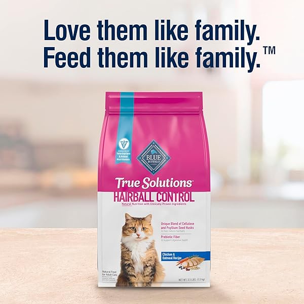 BLUE BUFFALO TRUE SOLUTIONS HAIRBALL CONTROL NATURAL DRY CAT FOOD FOR ADULT CATS, CHICKEN, 3.5-LB. BAG