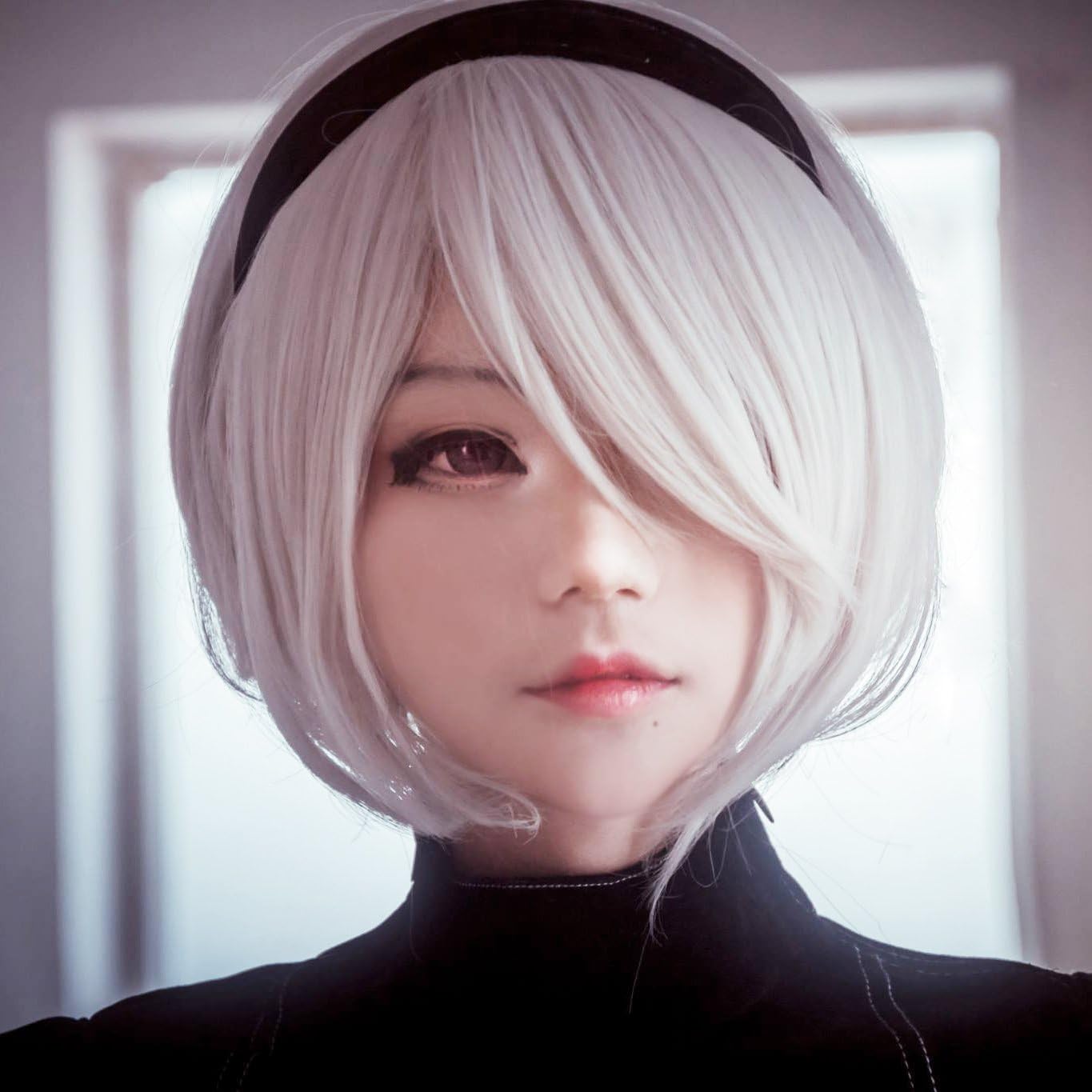 Short White Bob Wig Cosplay Wigs with Bangs for Halloween Costumes Party with Free Wig Cap and Headband BU133