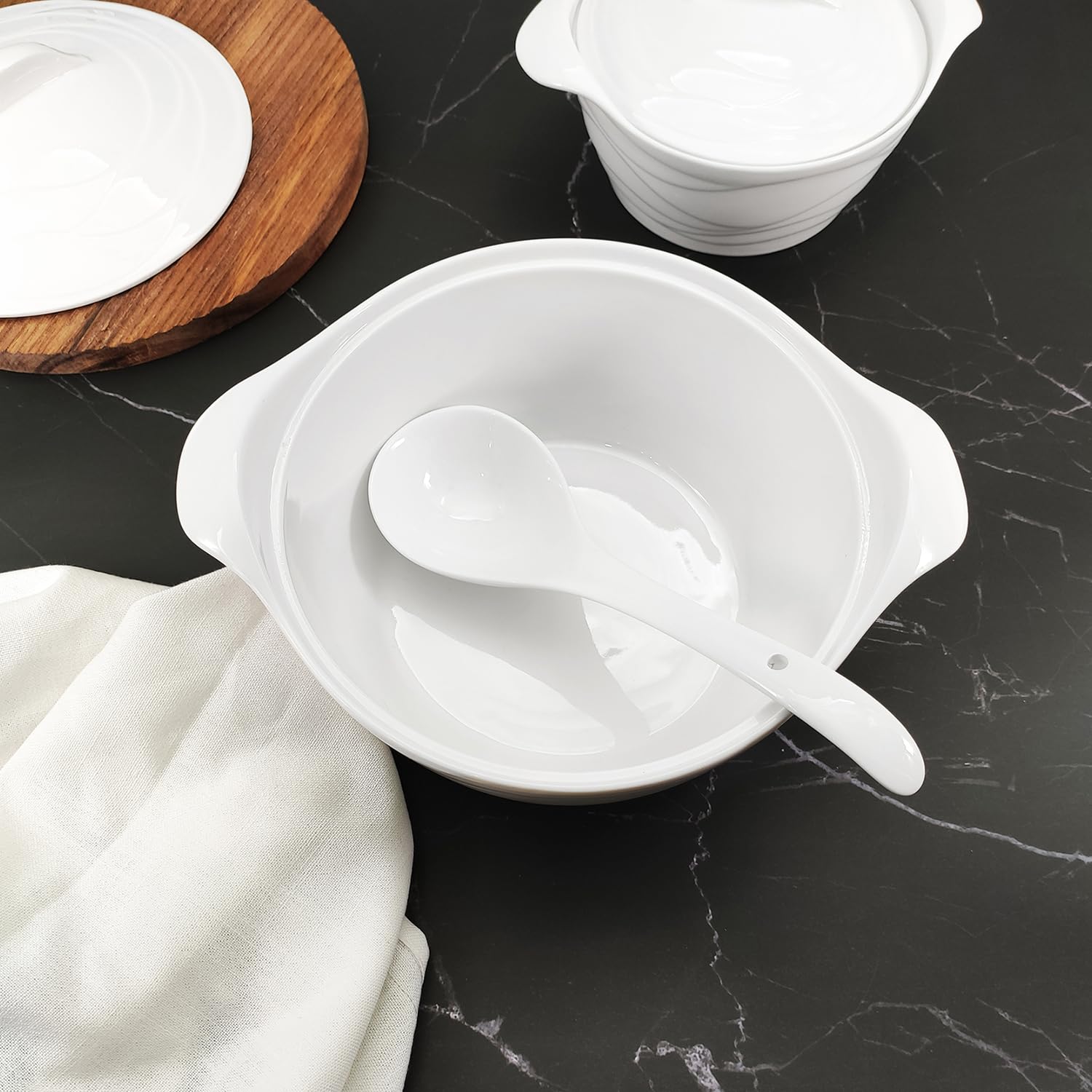 Casserole Dish 31.8 ounce French White Ceramic Bakeware Set with Lids, Chip and Crack Resistant Stoneware Baking Dish, Microwave, Dishwasher, Oven, Freezer and Fridge Safe (8.7 Inch)