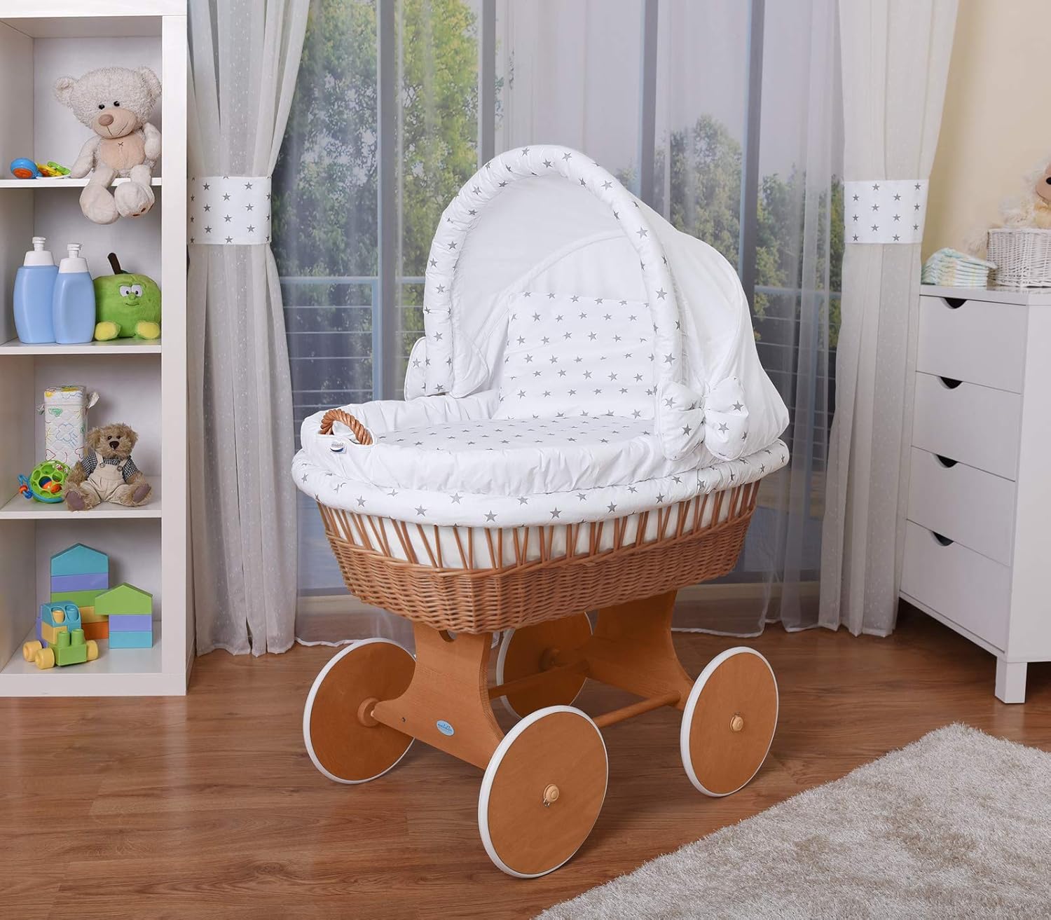 Waldin Landau Berceau Bebe Complet Avec Equipement 26 Modeles Disponibles Cadre Roues Blanc Laque Couleur Du Tissu Blanc Berceaux La Chambre De Bebe Lawawarenesssociety In