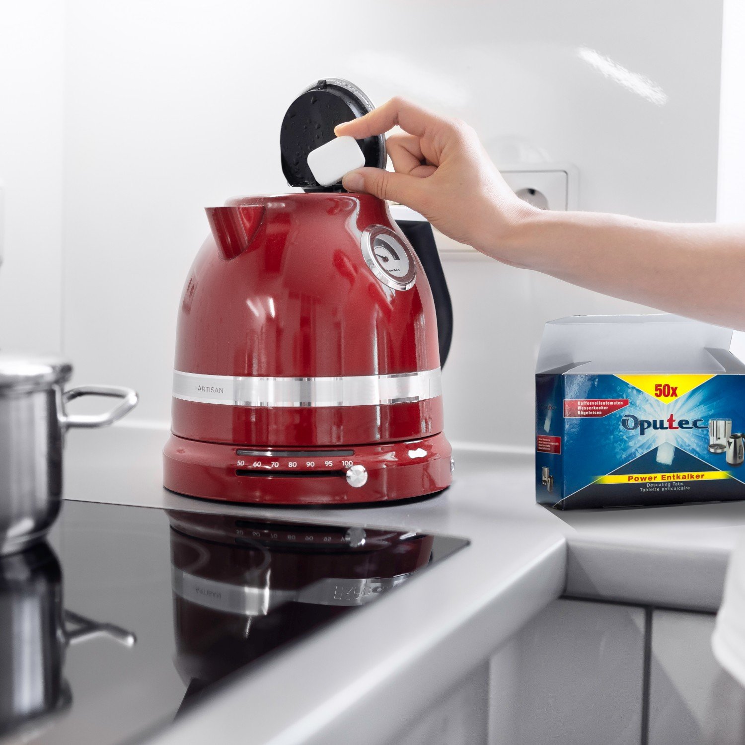 50x Oputec Kaffeemaschinen Entkalker Tabs: Für Kaffeevollautomaten, Espressomaschinen, Wasserkocher | Power Entkalker-Tabletten / Entkalkungs-Tabletten | Universell einsetzbar für Jura, Senseo, Siemens, Tassimo, Delonghi u.v.m. | Made in Ge