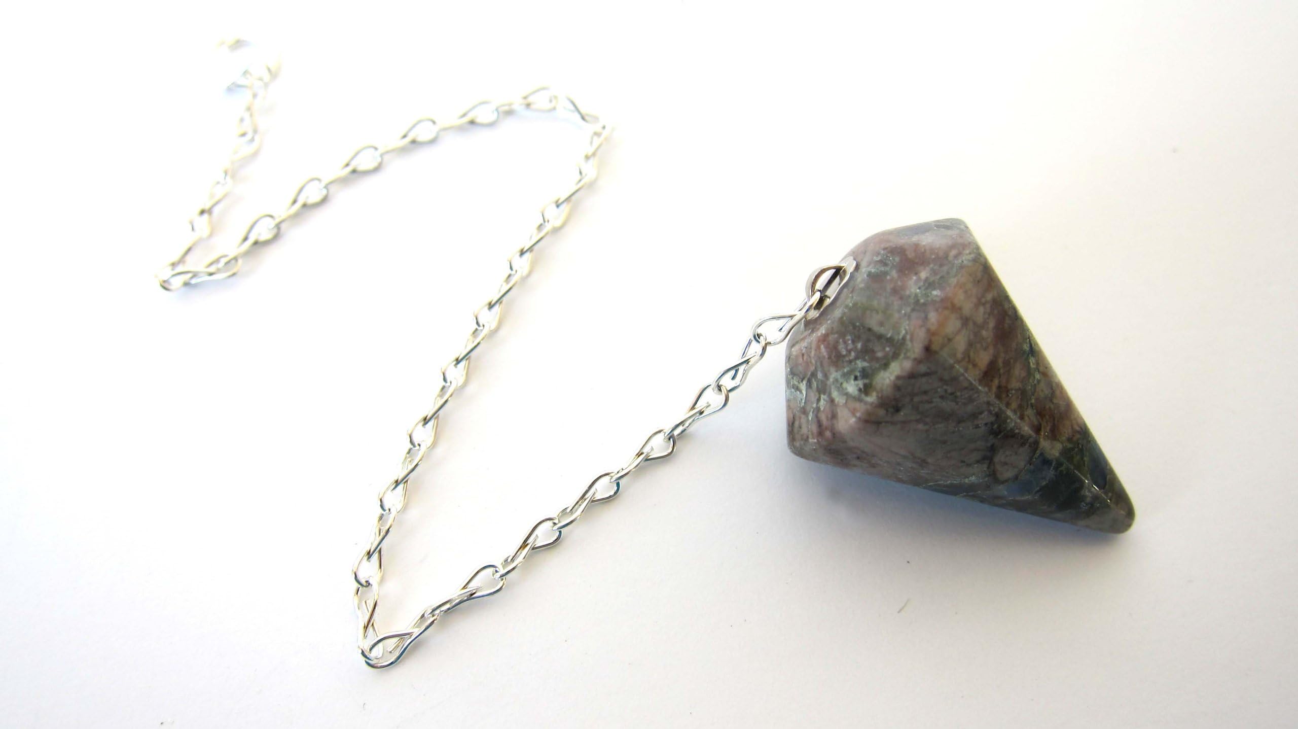 Que Sera Stone Pendulum