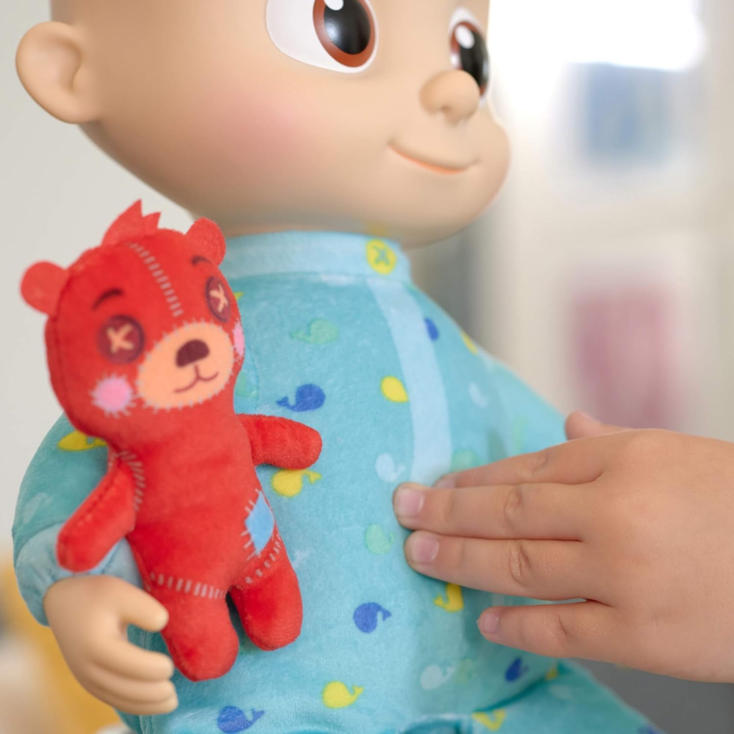 Cocomelon Musical Bedtime JJ Doll, with a Soft, Plush Tummy and Roto Head – Press Tummy and JJ Sings ‘Yes, Yes, Bedtime Song,’ Includes 1 Small Pillow Plush Teddy Bear – Bedtime Toys for Babies: Toys & Games