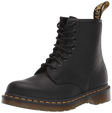 11822 doc martens