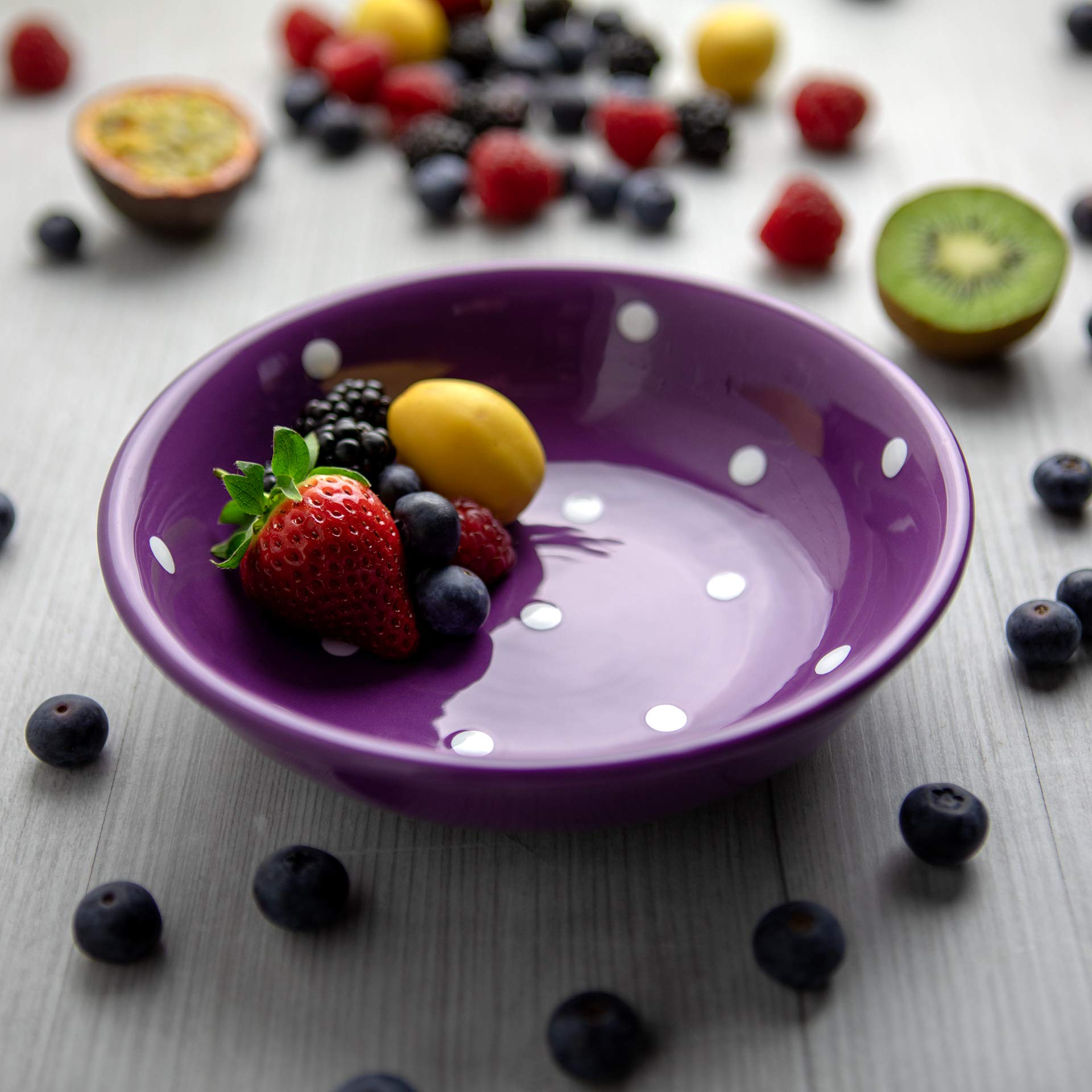 City to Cottage® Purple and White Pottery | Polka Dot Spotty | Handmade Hand Painted | Glazed Ceramic 7.3inch/18.5cm | 14oz/400ml Large Salad, Pasta, Fruit, Cereal, Soup Bowl | Unique Dinnerware