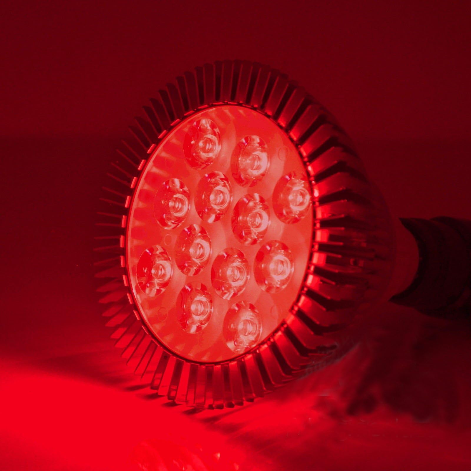 New 12W Deep Red 660nm LED Bloom Booster Grow Light Bulb for Plant Bud Flowering