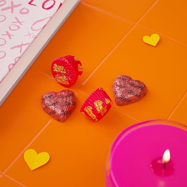 REESE’S ASSORTED CHOCOLATE PEANUT BUTTER SHAPES, VALENTINE’S CANDY BAG, 21.49 OZ